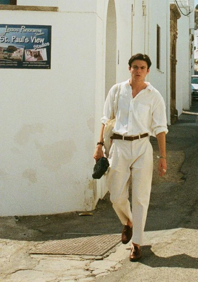 Stile e outfit con la vestibilità giusta per il fisico — looksmaxxing uomo